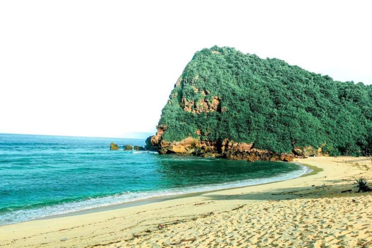 pantai teluk lombok